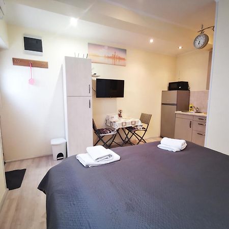 Studio Apartment Nina Novigrad Istria Exterior foto