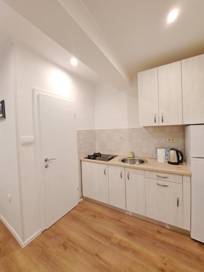 Studio Apartment Nina Novigrad Istria Exterior foto
