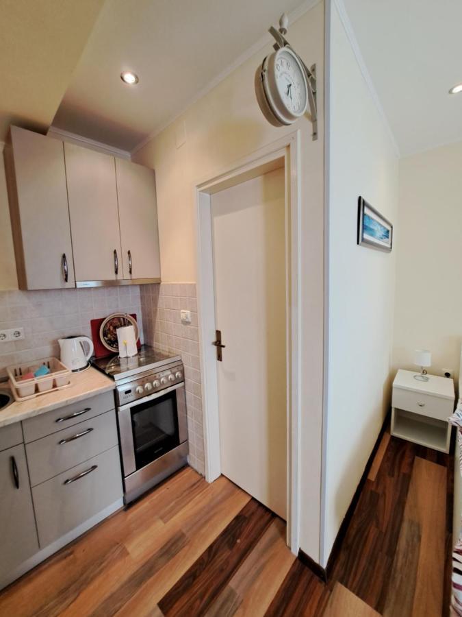 Studio Apartment Nina Novigrad Istria Exterior foto